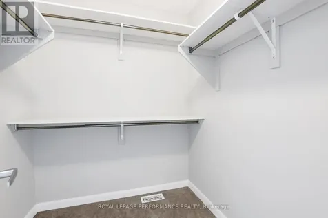 44 Gardenpost Terrace Ottawa ON K4A 1G8