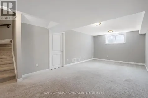 44 Gardenpost Terrace Ottawa ON K4A 1G8