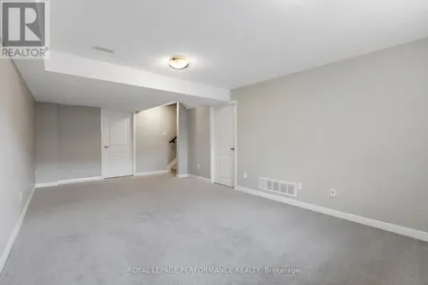 44 Gardenpost Terrace Ottawa ON K4A 1G8