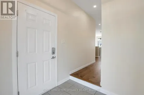 44 Gardenpost Terrace Ottawa ON K4A 1G8