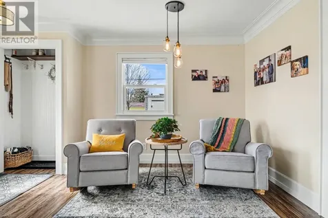 22 Broadview Avenue West Smiths Falls ON K7A 4K9