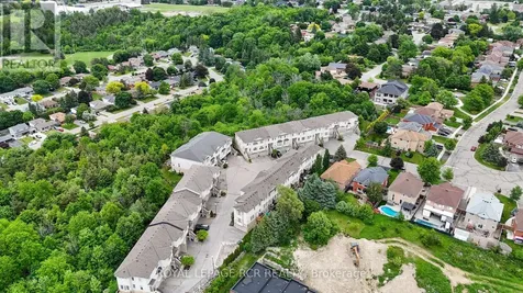 106 Rolling Hills Lane Caledon (bolton West) ON L7E 4E1