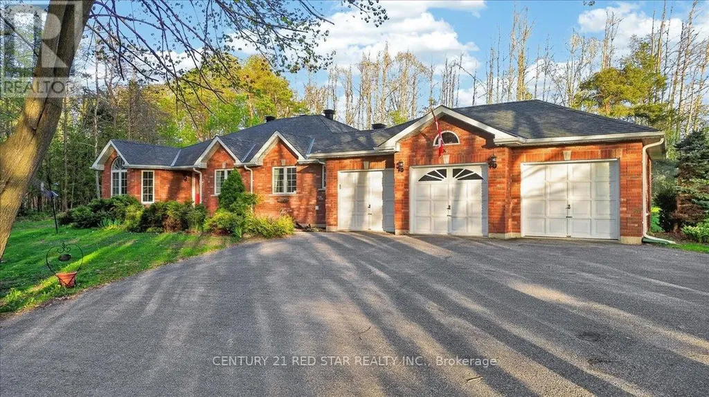 1775 Loretta Avenue Severn ON L3V 7W2