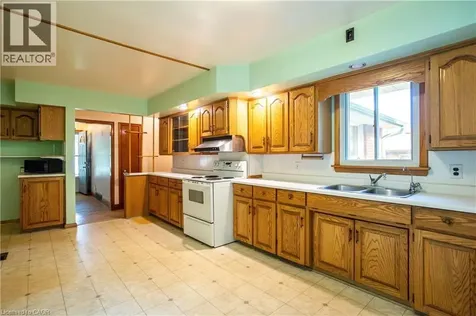 6 Richard Avenue Simcoe ON N3Y 3J2
