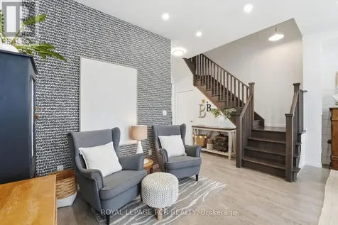 1202 Wellington Street East Aurora ON L4G 2C9