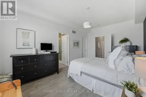 1202 Wellington Street East Aurora ON L4G 2C9