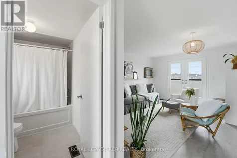 1202 Wellington Street East Aurora ON L4G 2C9