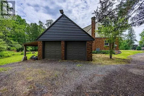 909 James Street Norfolk ON N4B 2E3