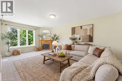 30 Cobblestone Drive Paris ON N3L 4G1