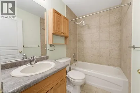 30 Cobblestone Drive Paris ON N3L 4G1
