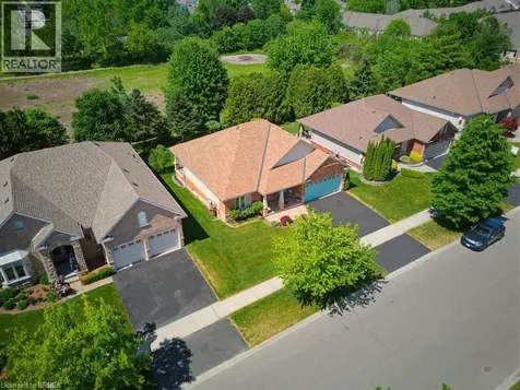 30 Cobblestone Drive Paris ON N3L 4G1