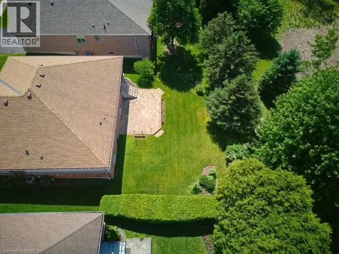 30 Cobblestone Drive Paris ON N3L 4G1