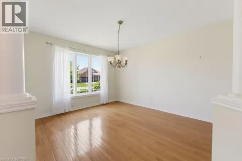 30 Cobblestone Drive Paris ON N3L 4G1