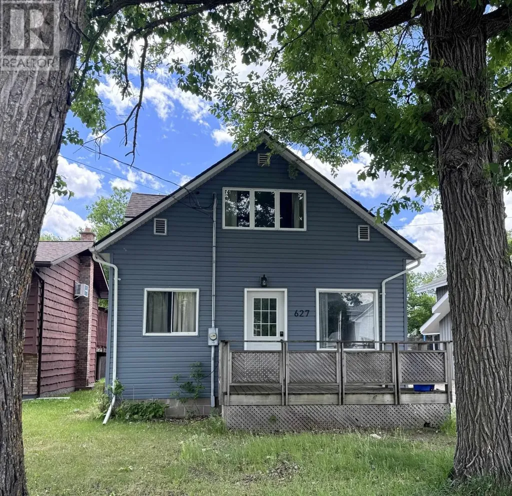 627 First St E Fort Frances ON P9A 1L4