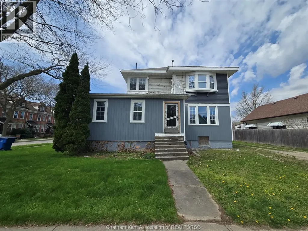 55 Raleigh Street Chatham ON N7M 2M6