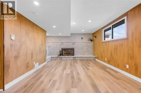 49 Grove Avenue St. Catharines ON L2P 1C9