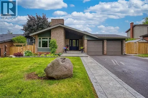 1340 Monmouth Drive Burlington ON L7P 3J6