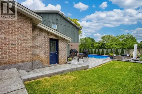 1340 Monmouth Drive Burlington ON L7P 3J6