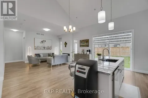 923 Stonecliffe Walk Kitchener ON N2P 0K5