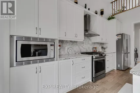 923 Stonecliffe Walk Kitchener ON N2P 0K5
