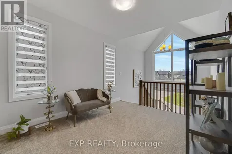 923 Stonecliffe Walk Kitchener ON N2P 0K5