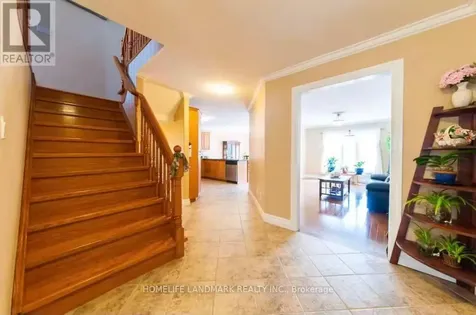 579 Violet Street Waterloo ON N2V 2V6