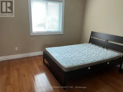 579 Violet Street Waterloo ON N2V 2V6