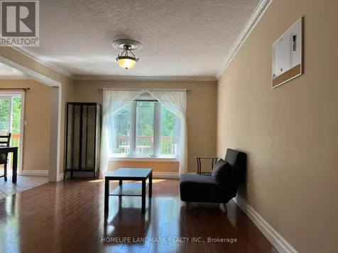 579 Violet Street Waterloo ON N2V 2V6