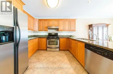 579 Violet Street Waterloo ON N2V 2V6