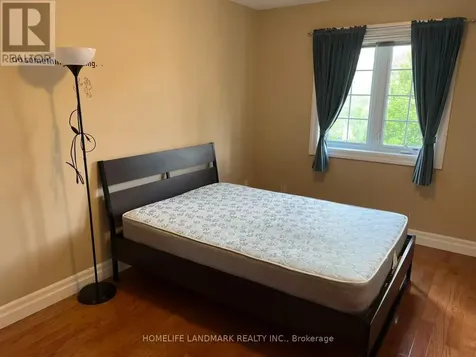 579 Violet Street Waterloo ON N2V 2V6