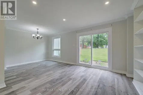 417 Keats Way Waterloo ON N2L 5S7