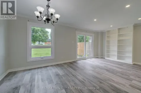 417 Keats Way Waterloo ON N2L 5S7