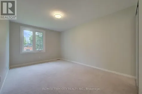 417 Keats Way Waterloo ON N2L 5S7
