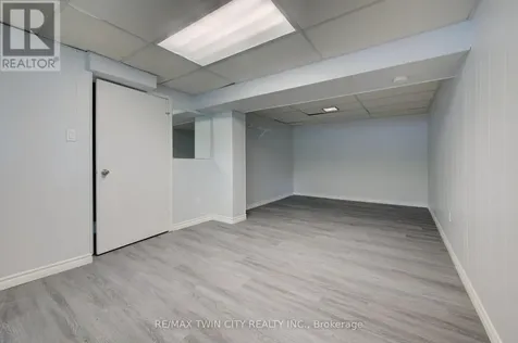 417 Keats Way Waterloo ON N2L 5S7