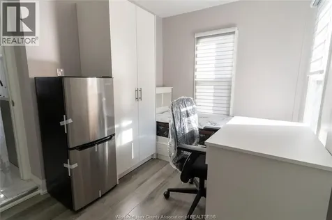 765 Dougall Avenue Windsor ON N9A 4P9