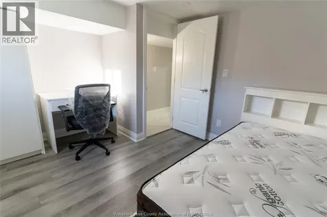 765 Dougall Avenue Windsor ON N9A 4P9