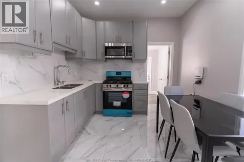 765 Dougall Avenue Windsor ON N9A 4P9