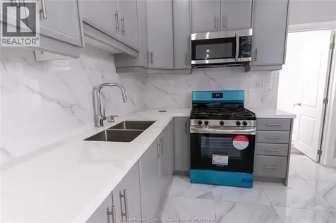 765 Dougall Avenue Windsor ON N9A 4P9