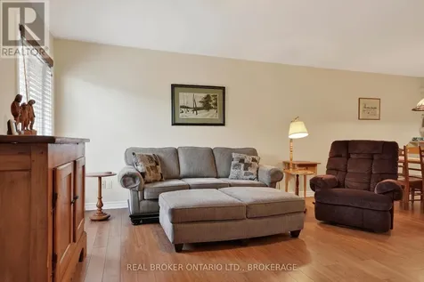 83 Sunset Boulevard Cornwall ON K6H 7M3