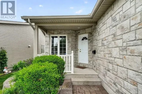 83 Sunset Boulevard Cornwall ON K6H 7M3
