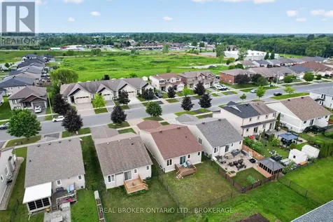83 Sunset Boulevard Cornwall ON K6H 7M3