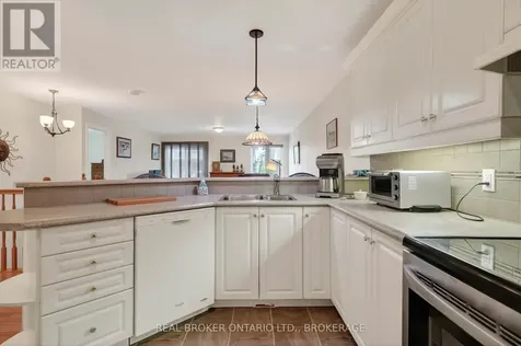 83 Sunset Boulevard Cornwall ON K6H 7M3