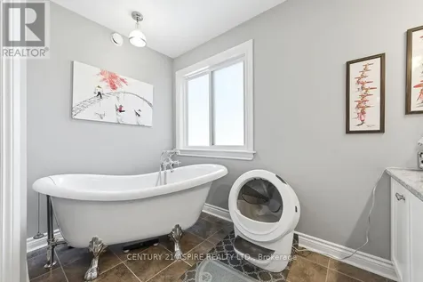7 Nick Street Petawawa ON K8H 0B7