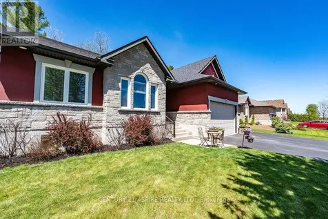 7 Nick Street Petawawa ON K8H 0B7