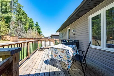7 Nick Street Petawawa ON K8H 0B7