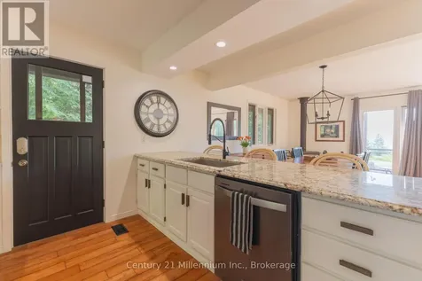 160 Sunset Drive Kincardine ON N0H 2C5