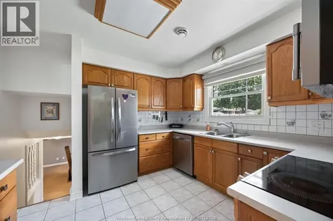 99 Victoria Street South Amherstburg ON N9V 2K2