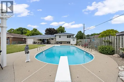 99 Victoria Street South Amherstburg ON N9V 2K2