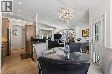 62 Varley Crescent Brantford ON N3R 7Z7