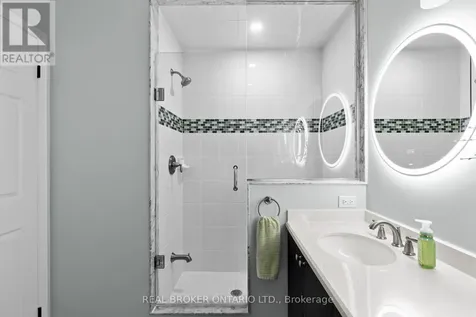 3321 Beach Club Boulevard Severn (west Shore) ON L3V 0E1